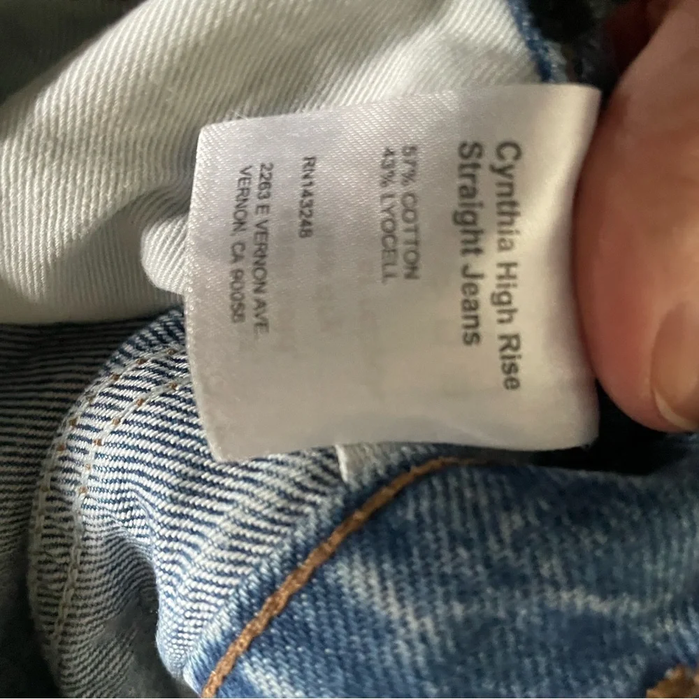 Reformation Cynthia High Rise Straight Jeans - Picture 6 of 7